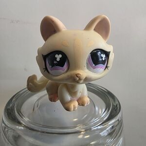LPS Littlest Pet Shop Cat #848 KITTEN CAT  Yellow Crouching Hasbro